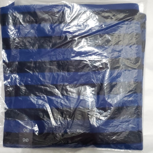 Girl Stripe Navy Half Sleeves Cute Uniqlo T-Shirt - Picture 4 of 4